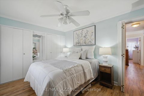 Photo 22 at 640 Mary Street N, O'Neill, Oshawa