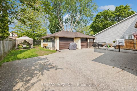 Photo 36 at 640 Mary Street N, O'Neill, Oshawa