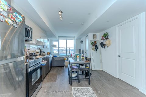 Photo 6 at 813 - 556 Marlee Avenue, Glen Park, Toronto