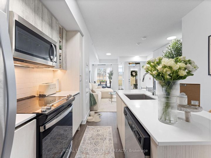 Photo 14 at 132 - 251 Manitoba Street S, Mimico, Toronto