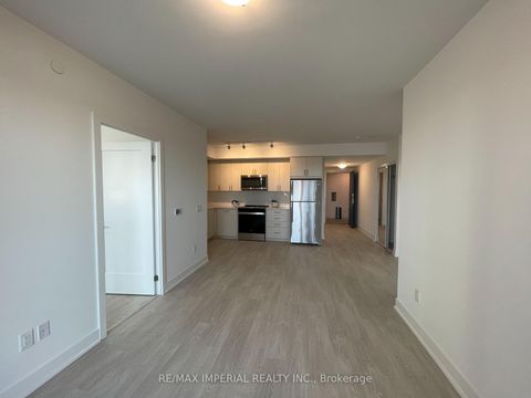 Photo 6 at 808 - 2545 Simcoe Street N, Windfields, Oshawa