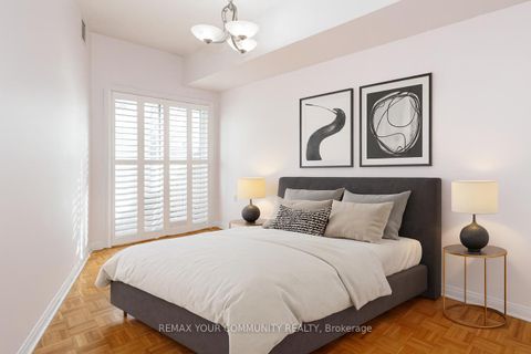 Photo 11 at 109 - 2500 Rutherford Road, Maple, Vaughan