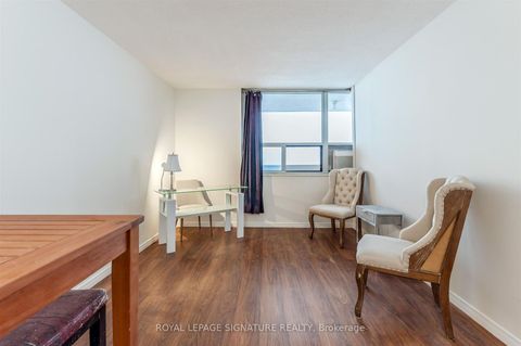 Photo 10 at 2108 - 40 Homewood Avenue, South St. James Town, Toronto