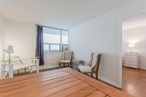 Photo 11 at 2108 - 40 Homewood Avenue, South St. James Town, Toronto