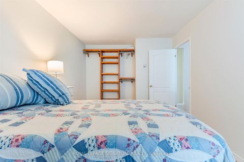 Photo 22 at 2108 - 40 Homewood Avenue, South St. James Town, Toronto