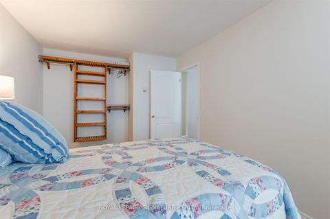 Photo 23 at 2108 - 40 Homewood Avenue, South St. James Town, Toronto