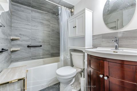 Photo 24 at 2108 - 40 Homewood Avenue, South St. James Town, Toronto