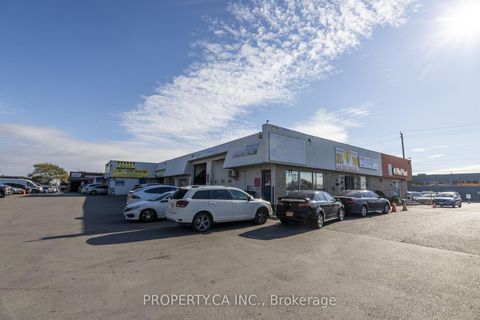 Photo 3 at 773 Warden Avenue, Birchmount, Toronto