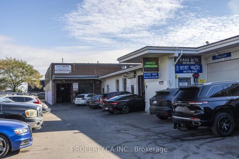 Photo 6 at 773 Warden Avenue, Birchmount, Toronto