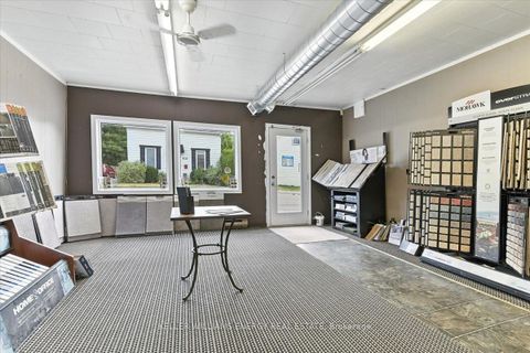 Photo 6 at 174 Mary Street N, O'Neill, Oshawa