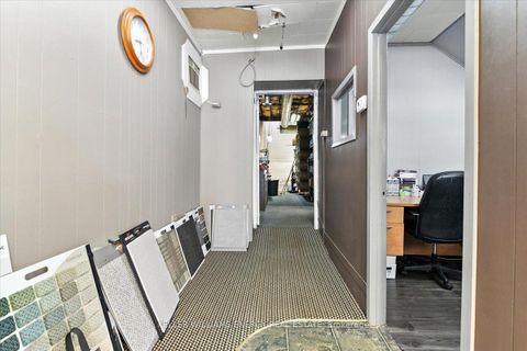 Photo 7 at 174 Mary Street N, O'Neill, Oshawa