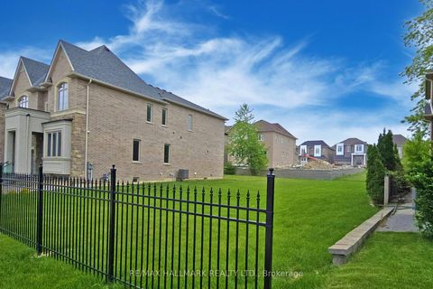 Photo 1 at 51A Puccini Drive, Oak Ridges, Richmond Hill