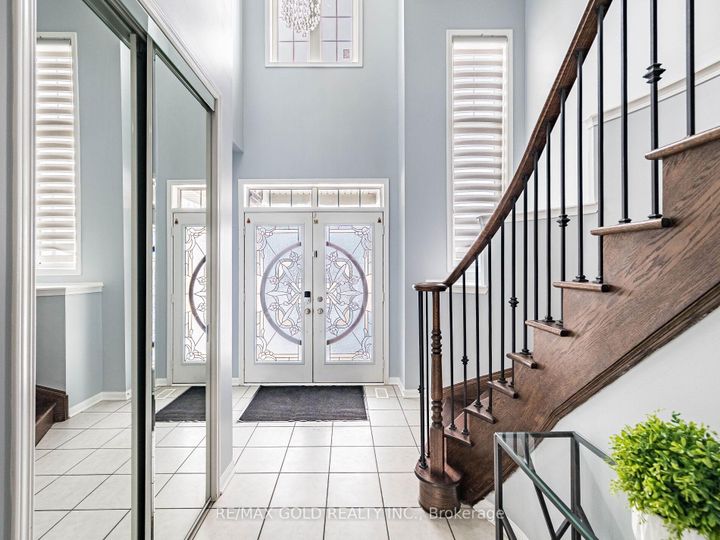 Photo 4 at 19 Killick Road, Northwest Brampton, Brampton