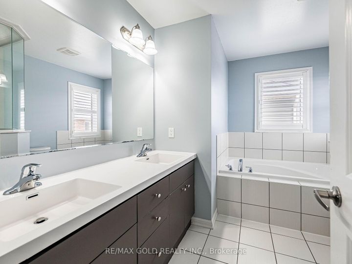 Photo 23 at 19 Killick Road, Northwest Brampton, Brampton