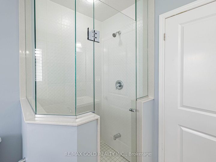 Photo 25 at 19 Killick Road, Northwest Brampton, Brampton