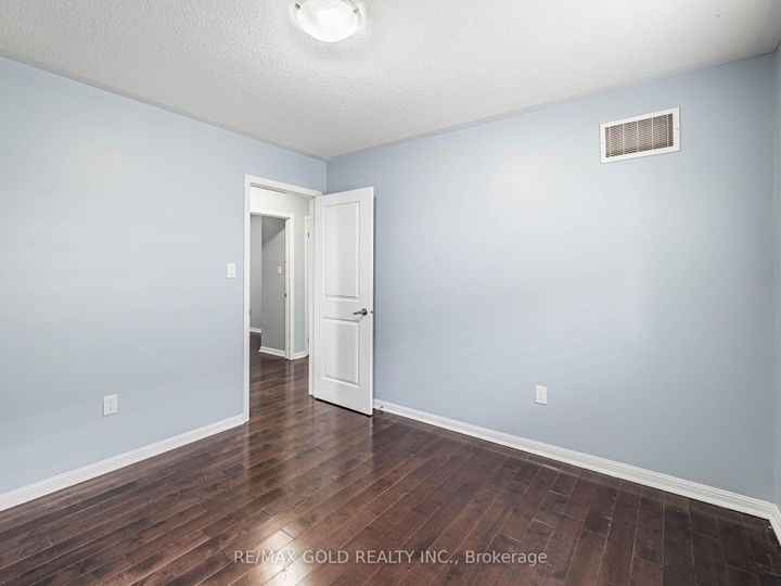 Photo 27 at 19 Killick Road, Northwest Brampton, Brampton