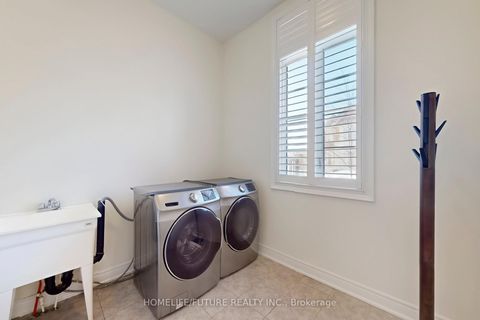 Photo 16 at 44 Micklefield Avenue, Rural Whitby, Whitby