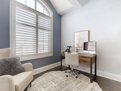 Photo 22 at 39 Giardina Crescent, Bayview Hill, Richmond Hill