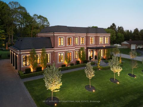 Photo 1 at 6 Forestave Crescent, Nobleton, King