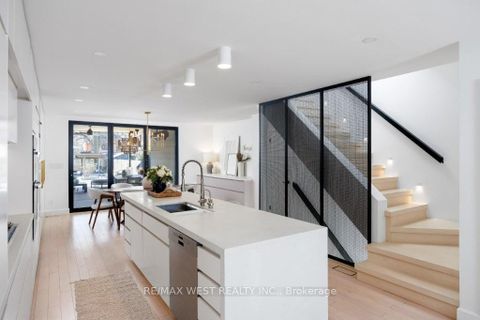 Photo 10 at 424 Clendenan Avenue, Junction Area, Toronto