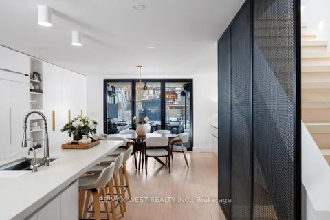 Photo 12 at 424 Clendenan Avenue, Junction Area, Toronto