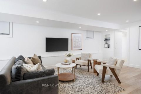 Photo 30 at 424 Clendenan Avenue, Junction Area, Toronto