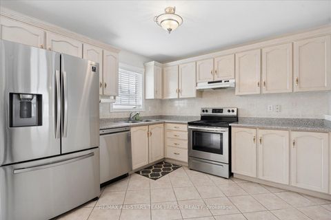 Photo 5 at 9 Ivygreen Road, Historic Lakeshore Communities, Georgina