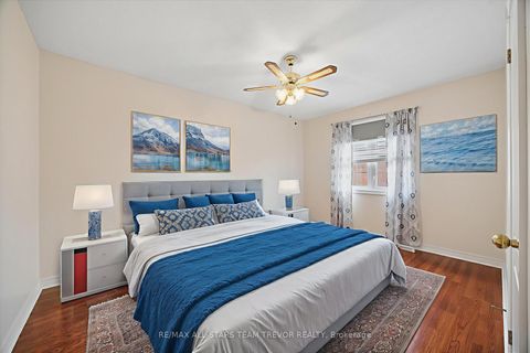 Photo 11 at 9 Ivygreen Road, Historic Lakeshore Communities, Georgina