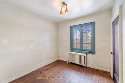 Photo 14 at 64 Heathdale Road, Cedarvale, Toronto