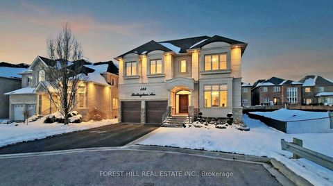 Photo 2 at 144 Battaglini Avenue, Mill Pond, Richmond Hill