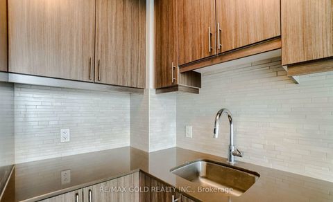 Photo 10 at 2727 - 2 Eva Road, Etobicoke West Mall, Toronto