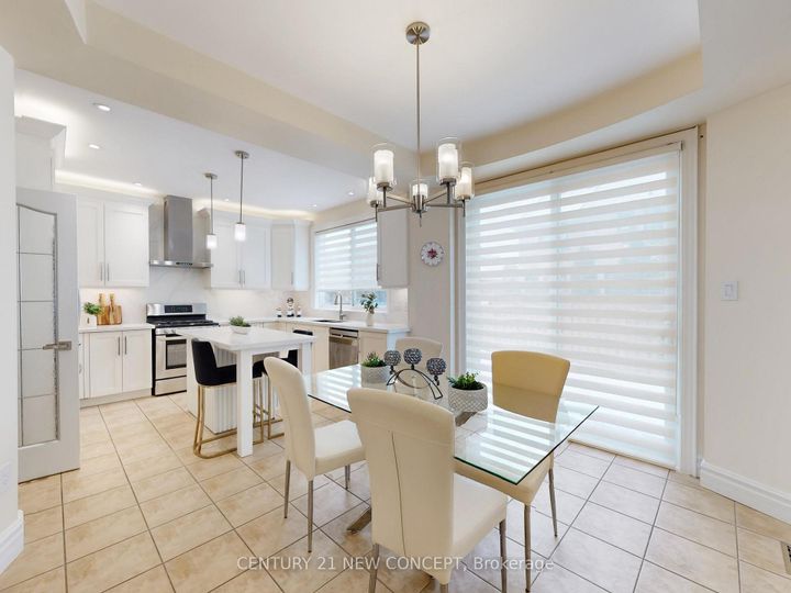 Photo 19 at 2208 Glengrove Crescent, WT West Oak Trails, Oakville