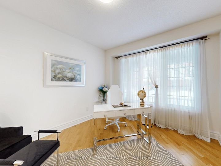 Photo 23 at 2208 Glengrove Crescent, WT West Oak Trails, Oakville