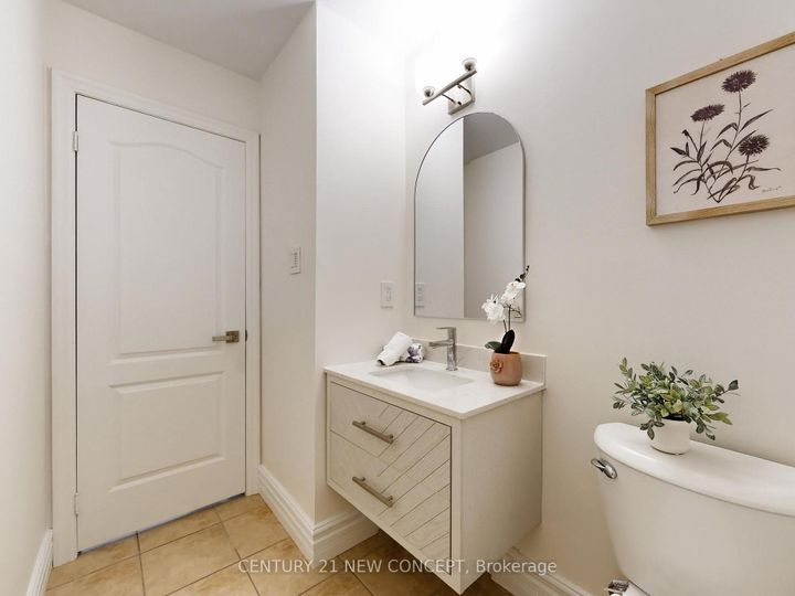 Photo 26 at 2208 Glengrove Crescent, WT West Oak Trails, Oakville