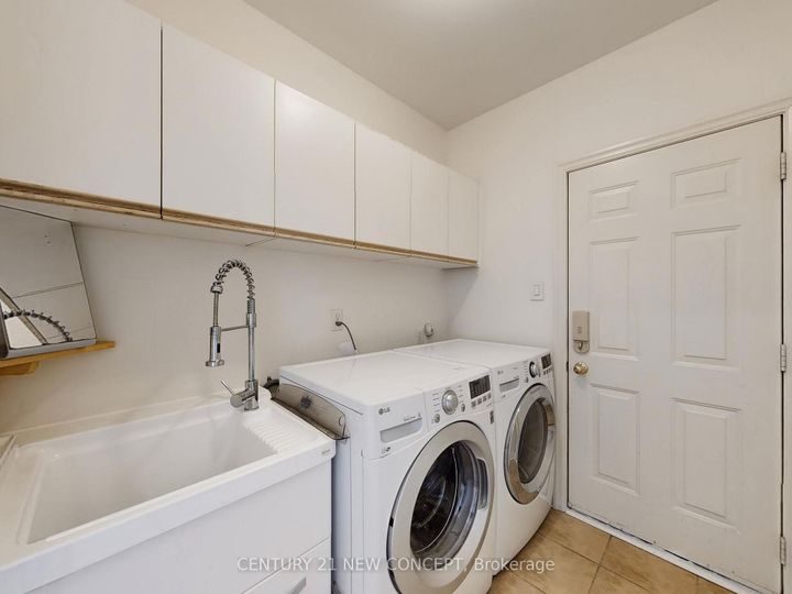 Photo 27 at 2208 Glengrove Crescent, WT West Oak Trails, Oakville