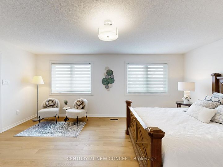 Photo 34 at 2208 Glengrove Crescent, WT West Oak Trails, Oakville