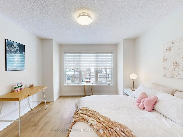 Photo 43 at 2208 Glengrove Crescent, WT West Oak Trails, Oakville