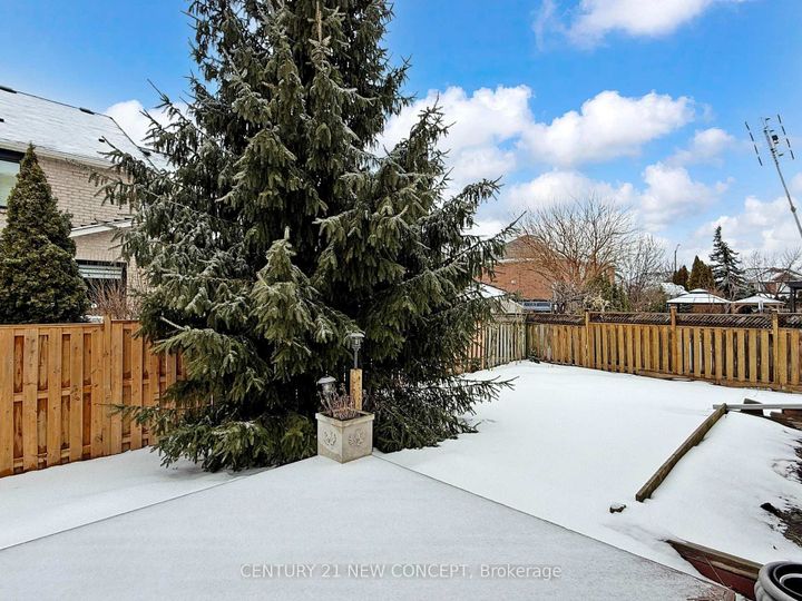 Photo 49 at 2208 Glengrove Crescent, WT West Oak Trails, Oakville