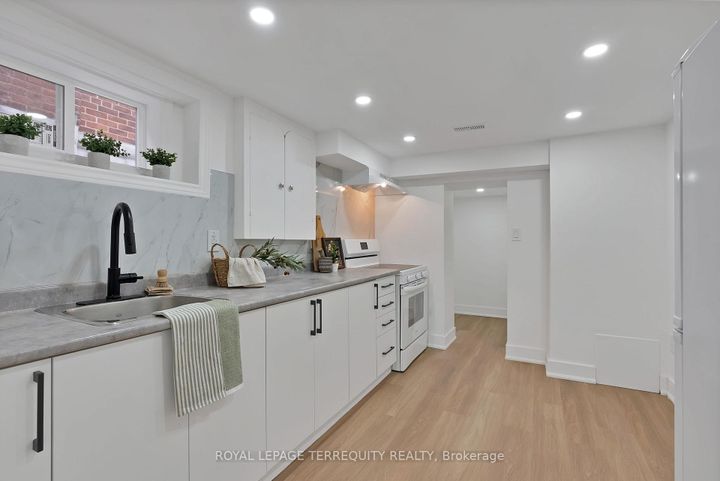 Photo 34 at 40 Leroy Avenue, East York, Toronto