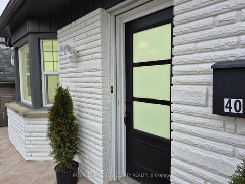 Photo 2 at 40 Leroy Avenue, East York, Toronto