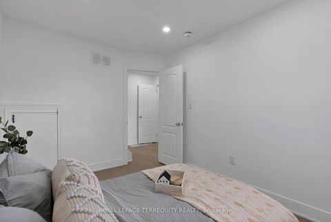 Photo 16 at 40 Leroy Avenue, East York, Toronto