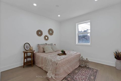 Photo 18 at 40 Leroy Avenue, East York, Toronto