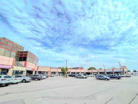 Photo 2 at G27 - 8 Glen Watford Drive, Malvern West, Toronto