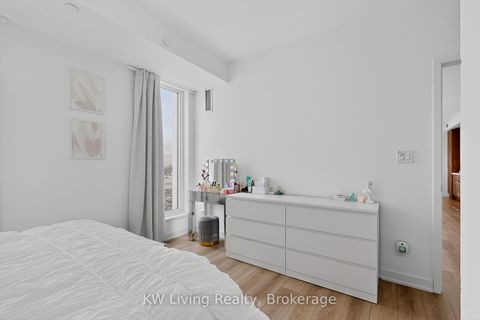 Photo 15 at 1606 - 8119 Birchmount Road, Unionville, Markham