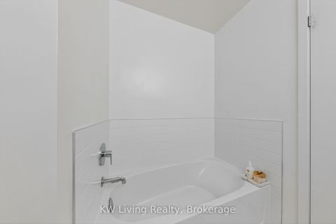 Photo 18 at 1606 - 8119 Birchmount Road, Unionville, Markham