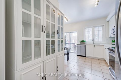 Photo 17 at 2 - 54 Mcbride Lane, Willowdale West, Toronto