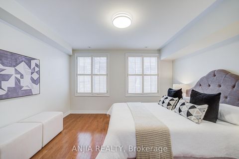 Photo 31 at 2 - 54 Mcbride Lane, Willowdale West, Toronto