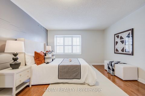 Photo 34 at 2 - 54 Mcbride Lane, Willowdale West, Toronto