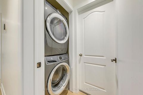 Photo 28 at 7 Ivybridge Drive, West Deane, Toronto