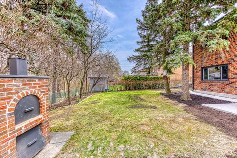Photo 46 at 7 Ivybridge Drive, West Deane, Toronto